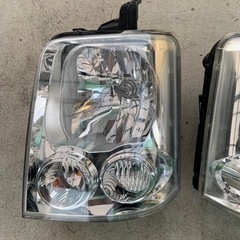 スズキエブリィワゴンDA64Wヘッドライト