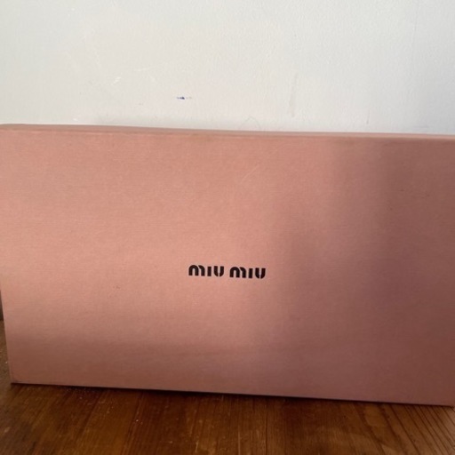 miumiuローファー　23、5センチ
