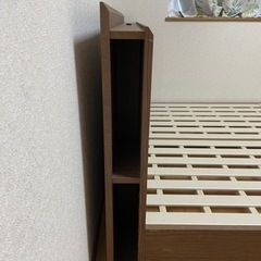 ニトリ すのこダブルベッド 充電器、収納付き