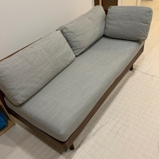 お譲り先決定しました。unico ソファ2人掛け