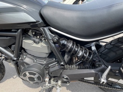 Ducati スクランブラー sixty2 ブラック 低走行 400cc