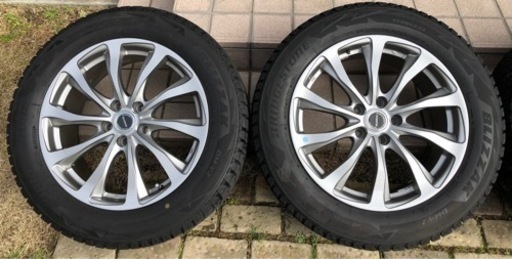 ⭐️ 最終処分エクストレイルT32 225/60/18ブリザックDM-V2中古美品⭐️⭐️