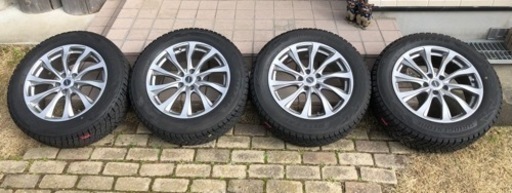 ⭐️ 最終処分エクストレイルT32 225/60/18ブリザックDM-V2中古美品⭐️⭐️
