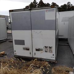 香取市】横扉付き 保冷コンテナ (No.Y-253) 長さ約655cm×幅227cm×高さ