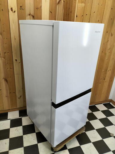 美品　ハイセンス Hisense　2ドア ノンフロン冷凍冷蔵庫　HR-D1304 135L　2021年製