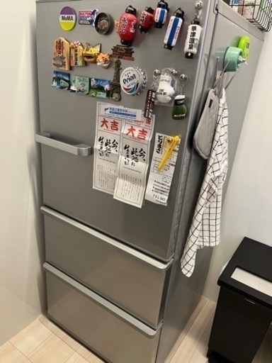 AQUA 冷蔵庫　2019年製　272L