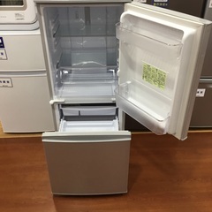 SHARP(シャープ)の2ドア冷蔵庫(2018年製)をご紹介します‼︎ トレジャー