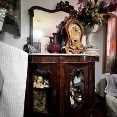 アンティーク家具　ミラー付き　サイドボード