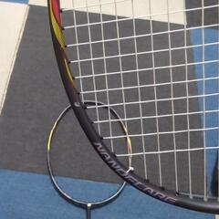 バドミントンラケット　ナノフレア800