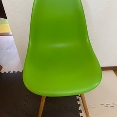 ［取引中］緑の椅子