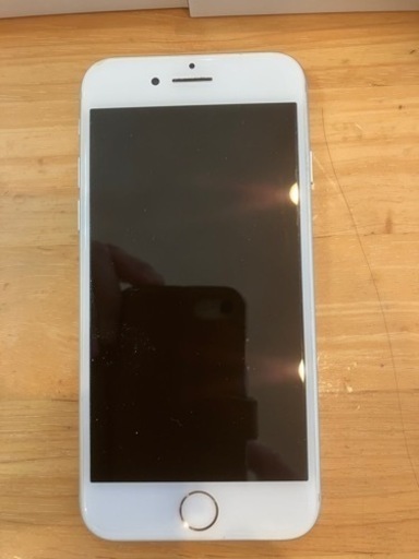 iPhone8 ケース付き　中古品