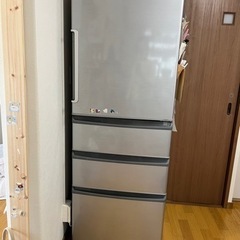冷蔵庫　アクア　4年前新品購入