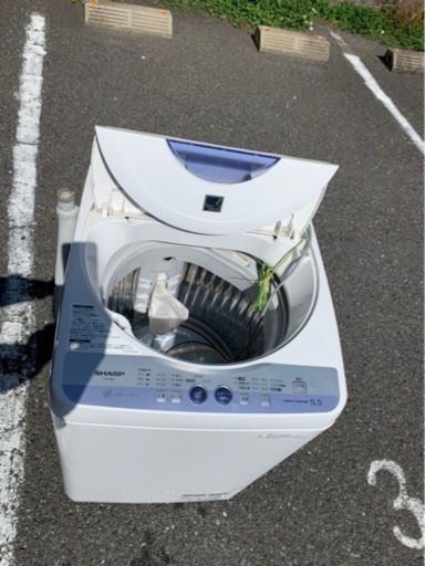 5KM以内配送無料　5.5KGシャープ洗濯機ES-55E6-KB
