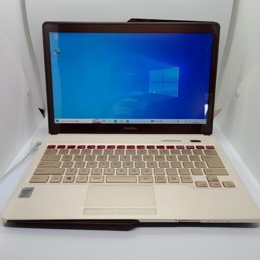 中古ノートPC LIFEBOOK CH75/R (Floral Kiss) 中古ノートPC LIFEBOOK CH75/R (Floral Kiss)