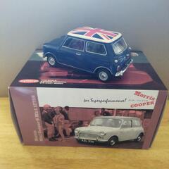 京商ダイキャスト製ミニカー(1/18) Morris Mini Cooper S Mk-1 1275S