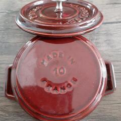 【取引終了】フランス製　staub　ラウンドミニココット　3個まとめて