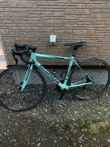 ロードバイク　Bianchi INTREPIDA