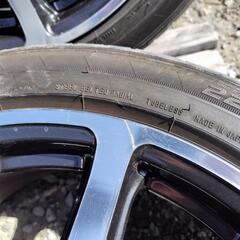 お話中、TRD18インチ＋ダンロップ　ル・マン