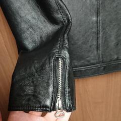 美品！本革シングルライダースジャケット！M,Lオールジャンルに大活躍！