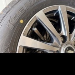 スタッドレスタイヤ　195 65 R15 