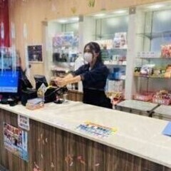 未経験者歓迎！待遇面◎安定して勤務できる〈パチンコ店のホールスタ...