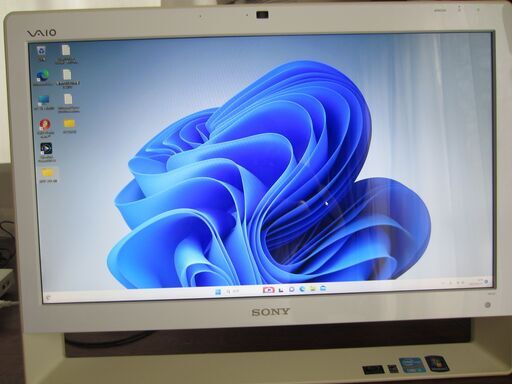 TV機能付き　21.5型FHD液晶搭載一体型PC　ソニーVPCJ218FJを売ります。