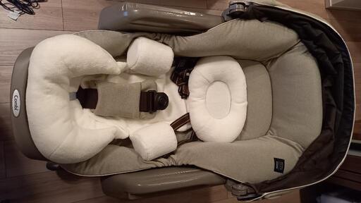 コンビ ネムリラAUTO SWING BEDI EG