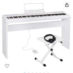 電子ピアノ（元値45000円）