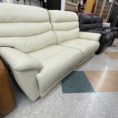 ⭐モデルルーム展示品 電動リクライニングソファ 🔹定価￥128,000🔹 人気のホワイトカラー!!⭐4018