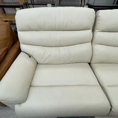 ⭐モデルルーム展示品 電動リクライニングソファ 🔹定価￥128,000🔹 人気のホワイトカラー!!⭐4018