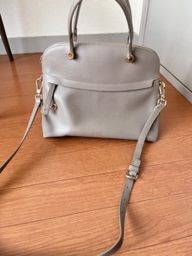 FURLA (フルラ) PIPER/2WAYバッグ ベージュ　3/26まで