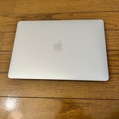 MacBook Air (M1,2020) シルバー MGNA3J/A M1/8GB/512GB 充放電回数117回