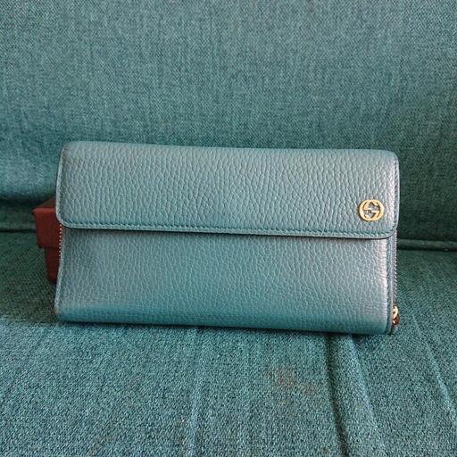 GUCCIインターロッキング44989レザーターコイズ