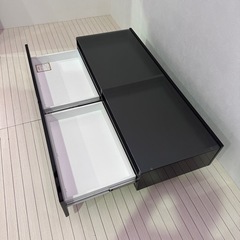 IDC大塚家具 漆黒のガラスセンターテーブル リビングテーブル