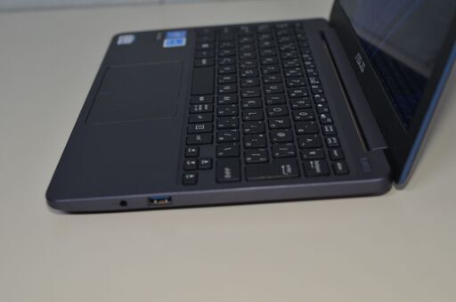 ASUS E203NAH Celeron/メモリ4GB/HDD500GB