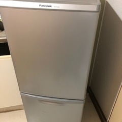 【急募】冷蔵庫　Panasonic NR-B149W-S