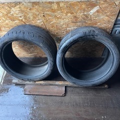 バリ山　NITTO ニットー　NT555 275/35R20 夏タイヤ　2020年製　20インチ　2本