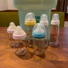 【決まりました】新生児セット(哺乳瓶×7、消毒専用容器、マグ)