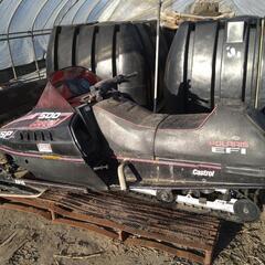 ポラリス　スノーモービル