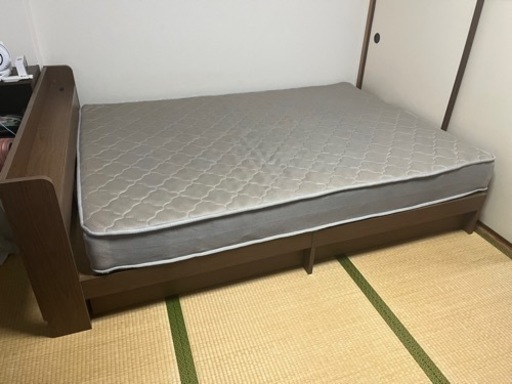 ダブルベッド マットレス付き www.naim.bg