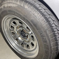 デイトナ　スチール　鉄　ホイール　ハイエース　ランクル　139.7 6穴　タイヤ1本パンクしてます。