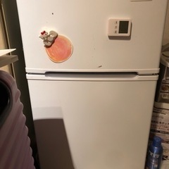 【無料】 冷蔵庫 90L 2ドア 1人暮らし 耐熱天板 幅47c...