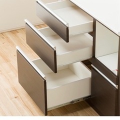 食器棚　（美品）　ニトリ　レジューム　コンセント付き