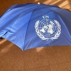 NY国連本部　ワンタッチ折り畳み傘！激レア！　5月3日まで！