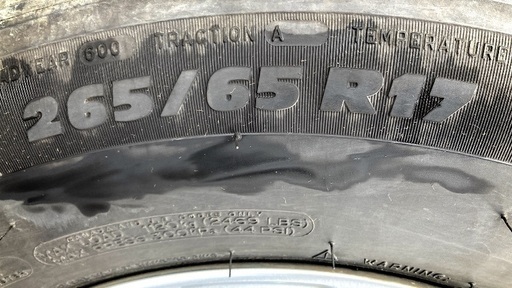 MICHELIN LATITUDE TOUR 265/65R17 112S