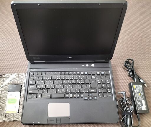 値下げしました！NECノート VersaPro VK25TX-E (CPU⇒i5-3210M搭載、メモリー4GB、新品SSD256GB、書込み型DVDドライブ、有線LAN、PCカード無線LAN付属、15.6型HD）はいかがでしょうか？