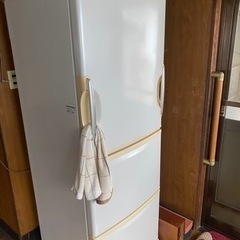 冷蔵庫　3ドア　シャープ　2003年　SJ-WA35G-W 配送可能