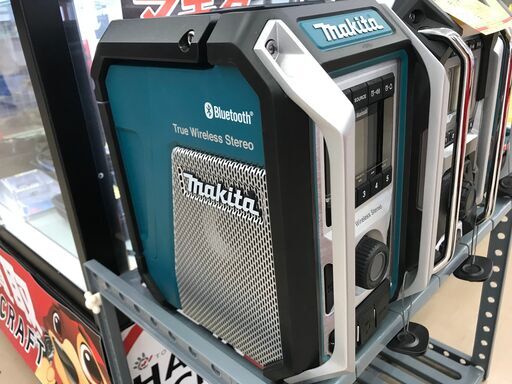 ✨マキタ 中古美品 MR113 充電式ラジオ アダプタ付✨うるま市田場 ...