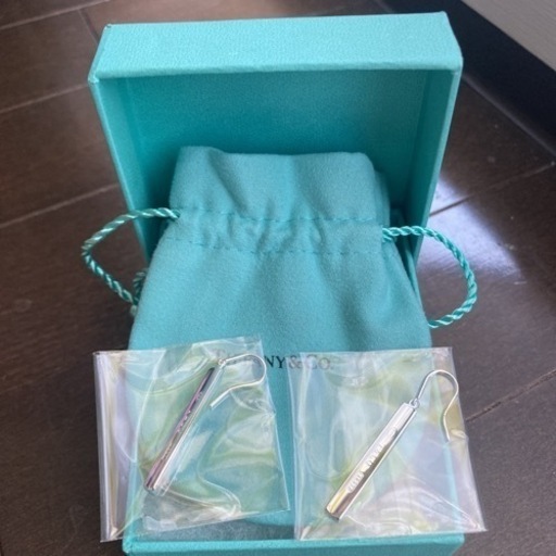 TIFFANY \u0026COピアス