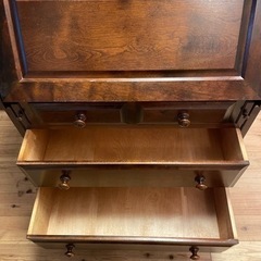 北海道旭川家具ライティングビューロ　株式会社和光